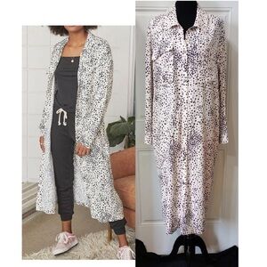 Long sleeve Saltwater Luxe cardigan.